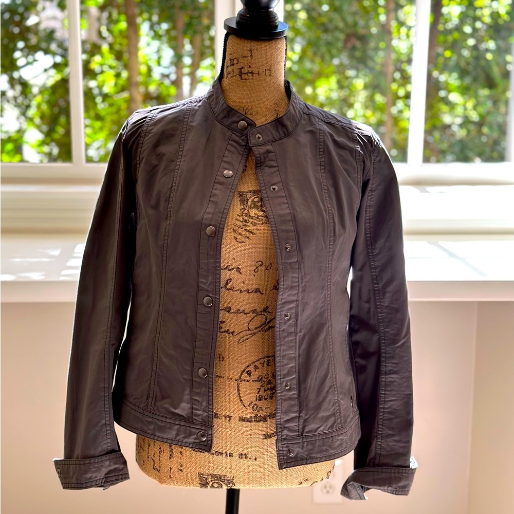 New no’tag KHUL cropped jacket